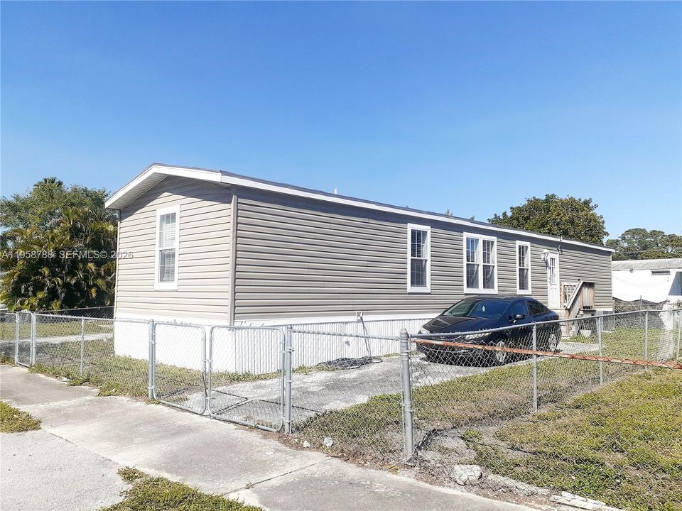 En Venta: $164,900 (3 camas, 2 baños, 0 Pies cuadrados)