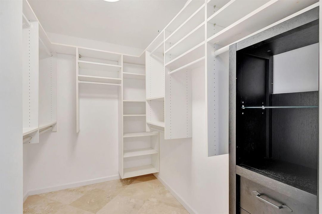 Guest Suite Closet