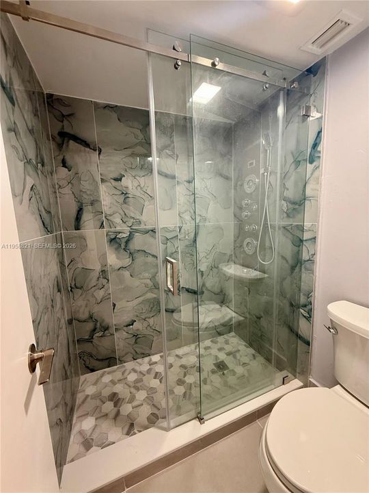 For Sale: $420,000 (2 beds, 2 baths, 1175 Square Feet)