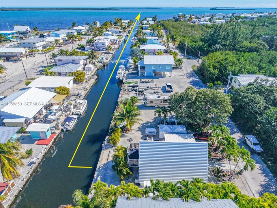 For Sale: $750,000 (3 beds, 1 baths, 1008 Square Feet)