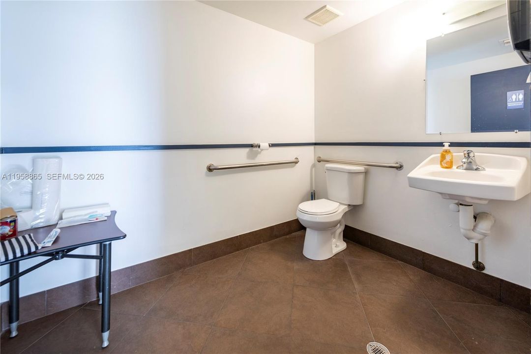 For Rent: $26,000 (0 beds, 0 baths, 0 Square Feet)