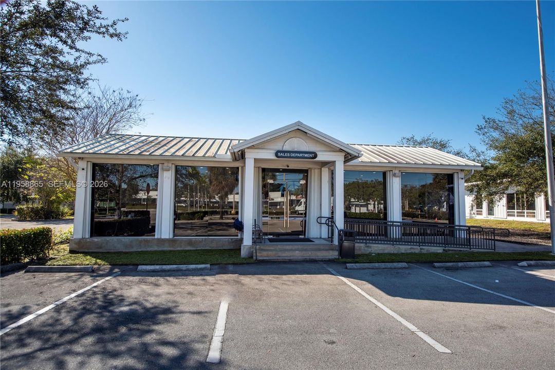 For Rent: $26,000 (0 beds, 0 baths, 0 Square Feet)