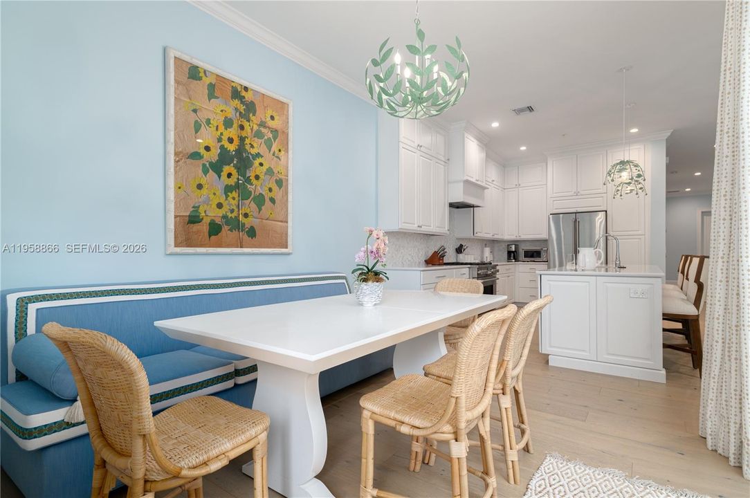 Active With Contract: $25,000 (3 beds, 3 baths, 2523 Square Feet)