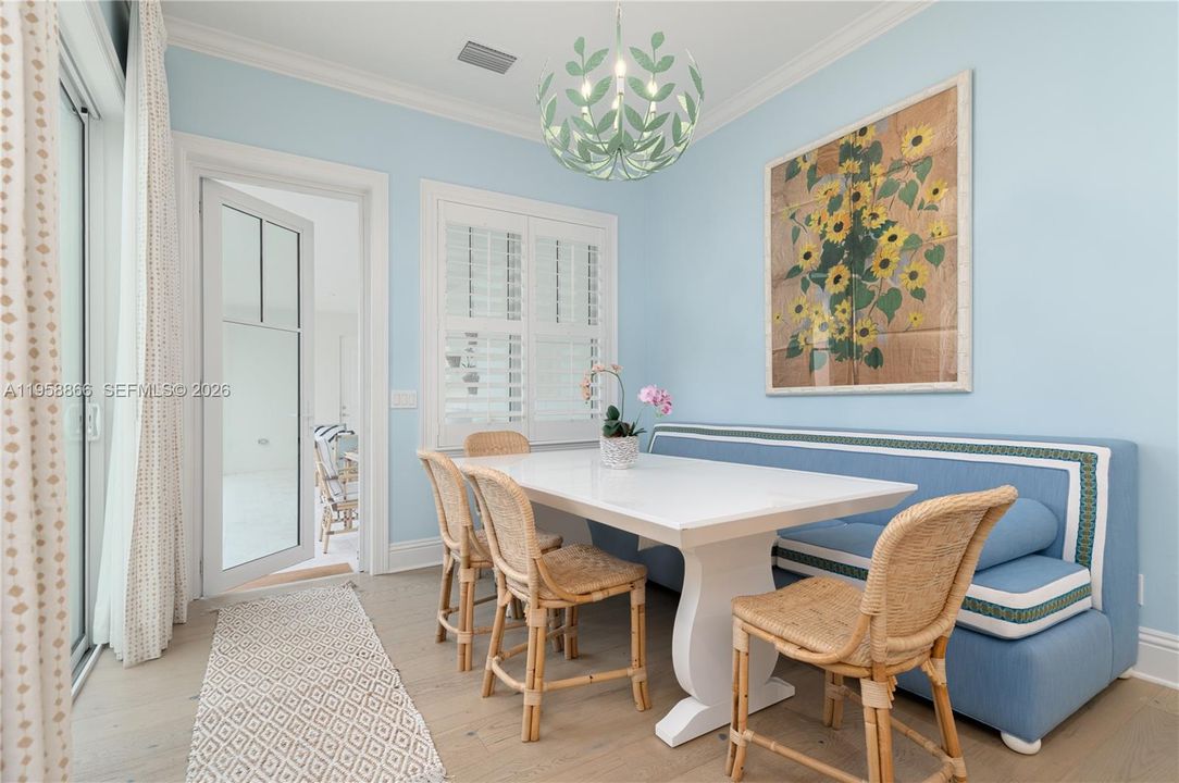 Active With Contract: $25,000 (3 beds, 3 baths, 2523 Square Feet)