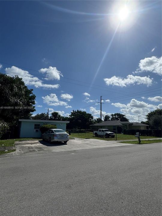 Vendido Recientemente: $900,000 (0 camas, 0 baños, 0 Pies cuadrados)