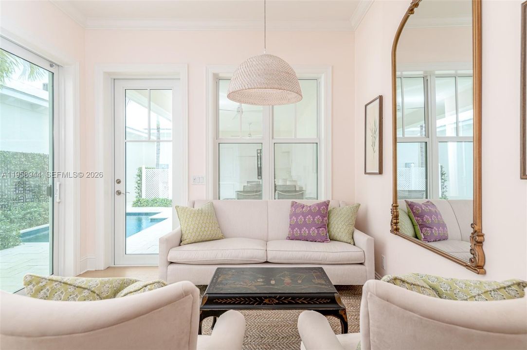 For Rent: $25,000 (3 beds, 3 baths, 2523 Square Feet)