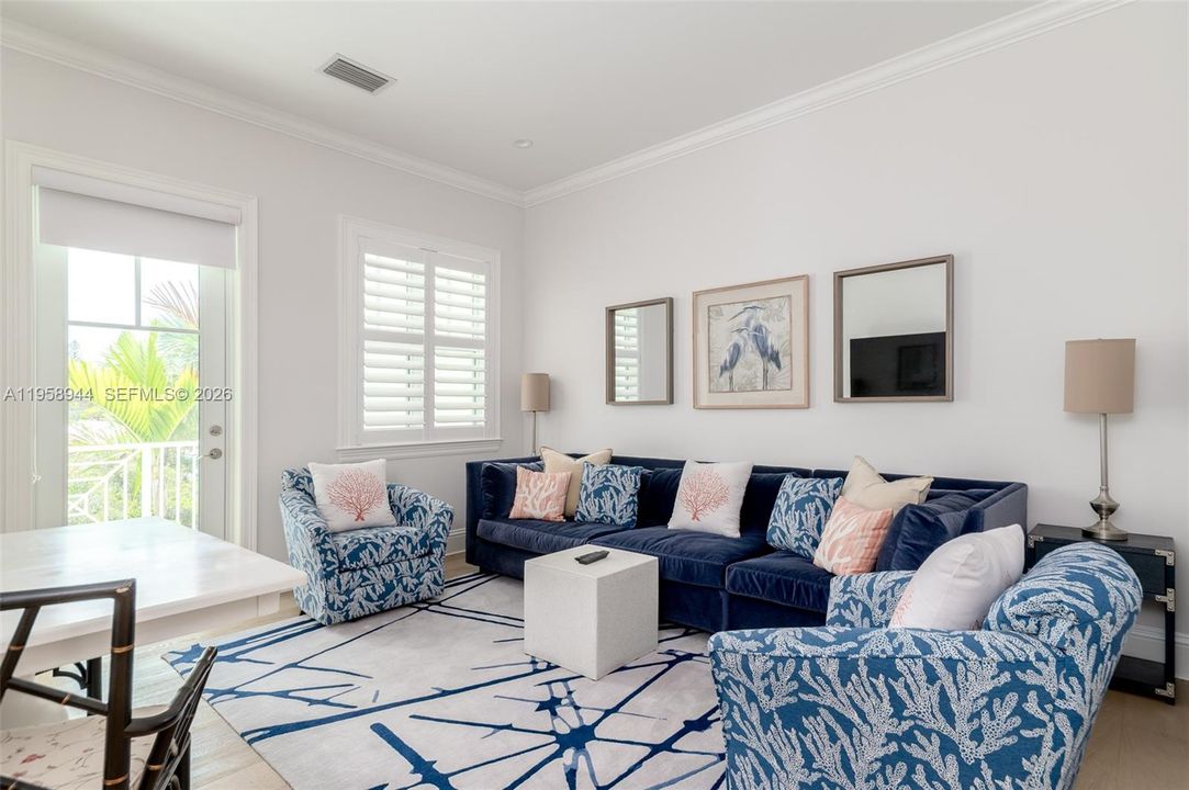 For Rent: $25,000 (3 beds, 3 baths, 2523 Square Feet)