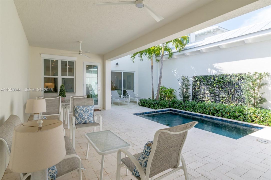 For Rent: $25,000 (3 beds, 3 baths, 2523 Square Feet)