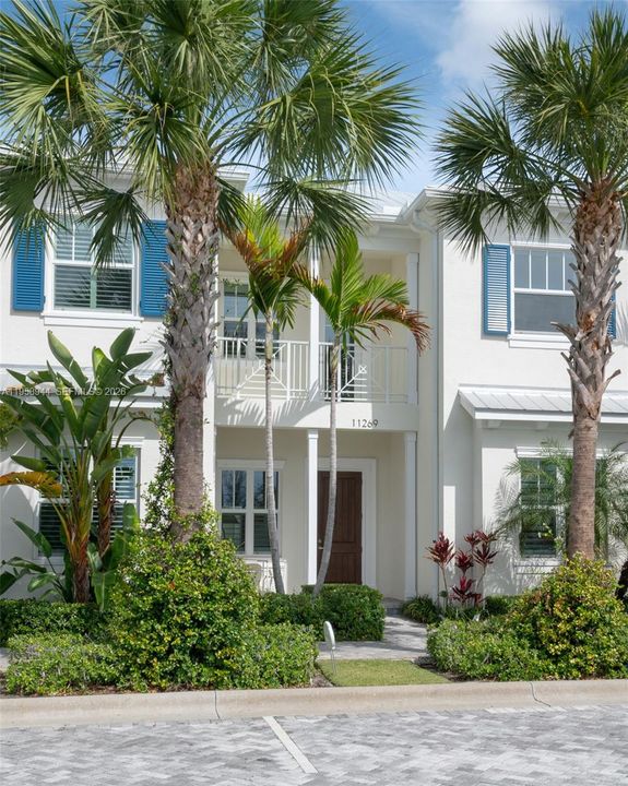 For Rent: $25,000 (3 beds, 3 baths, 2523 Square Feet)