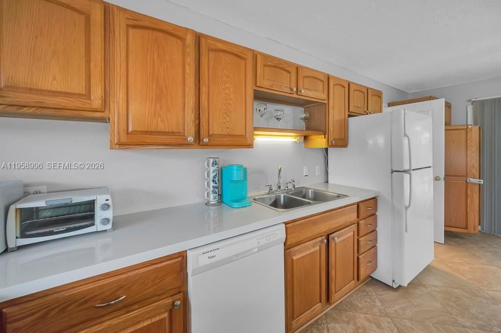 En Venta: $449,900 (3 camas, 2 baños, 1825 Pies cuadrados)