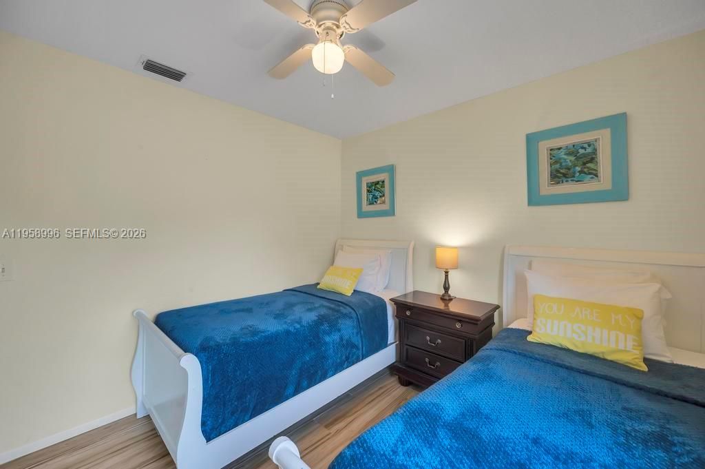 En Venta: $449,900 (3 camas, 2 baños, 1825 Pies cuadrados)