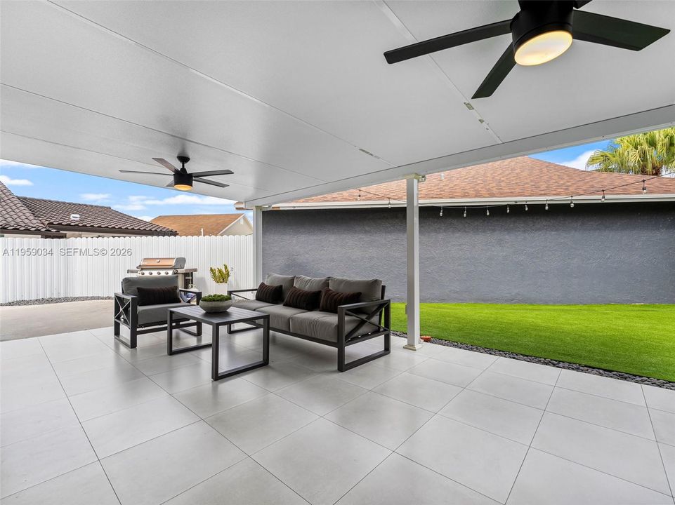 Recently Rented: $4,500 (4 beds, 2 baths, 1459 Square Feet)