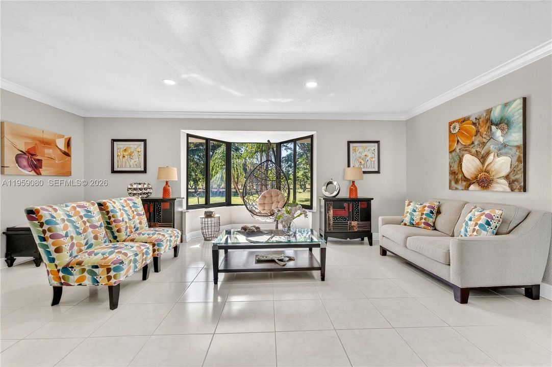 Recently Sold: $1,300,000 (4 beds, 3 baths, 2434 Square Feet)
