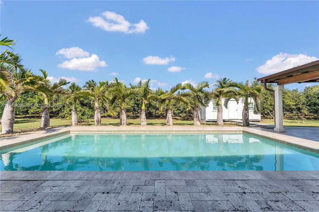 Recently Sold: $1,300,000 (4 beds, 3 baths, 2434 Square Feet)