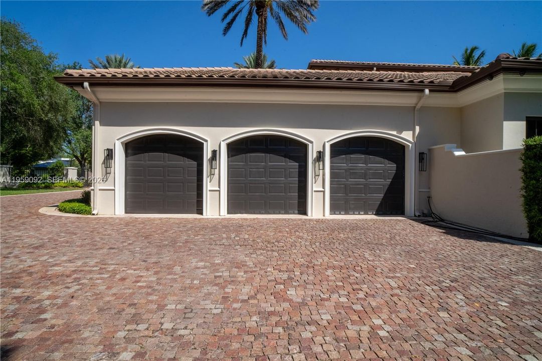 Recently Rented: $45,000 (8 beds, 9 baths, 7973 Square Feet)