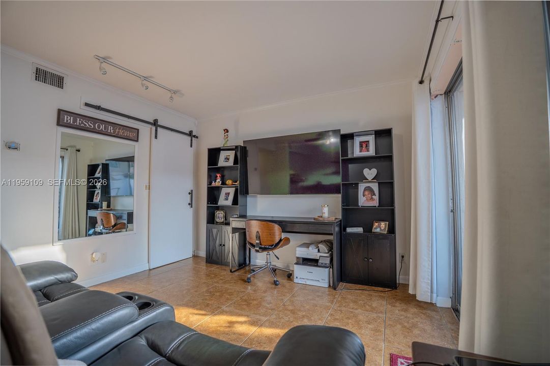 For Sale: $360,000 (3 beds, 2 baths, 1540 Square Feet)