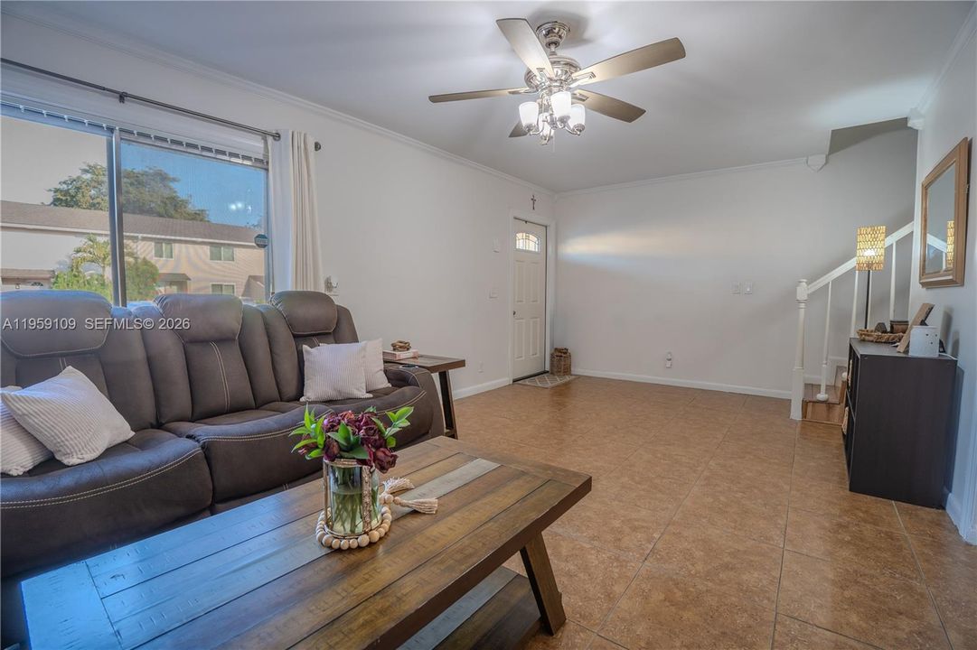 For Sale: $360,000 (3 beds, 2 baths, 1540 Square Feet)