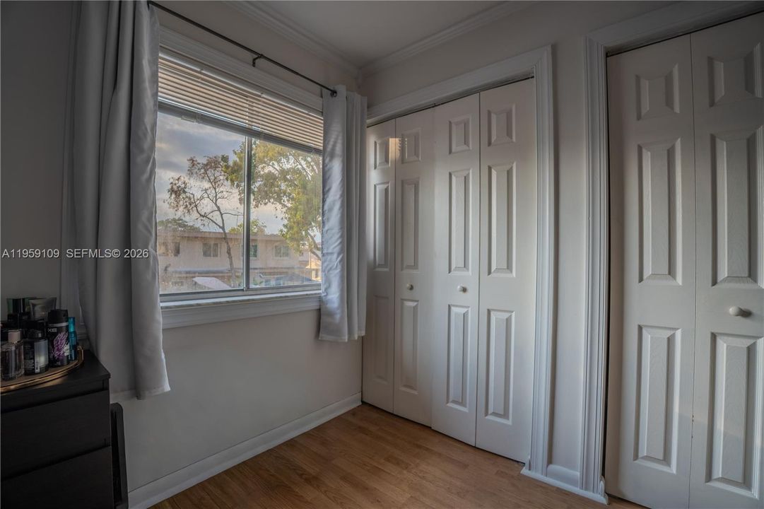 For Sale: $360,000 (3 beds, 2 baths, 1540 Square Feet)