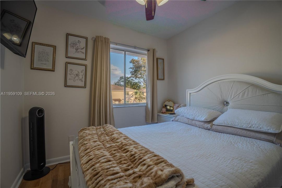 For Sale: $360,000 (3 beds, 2 baths, 1540 Square Feet)