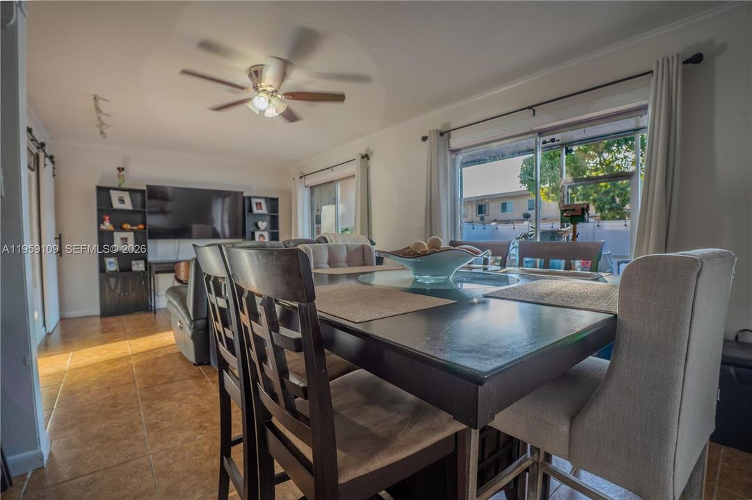 For Sale: $360,000 (3 beds, 2 baths, 1540 Square Feet)