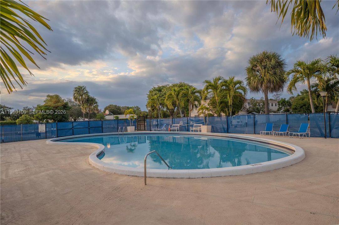 For Sale: $360,000 (3 beds, 2 baths, 1540 Square Feet)