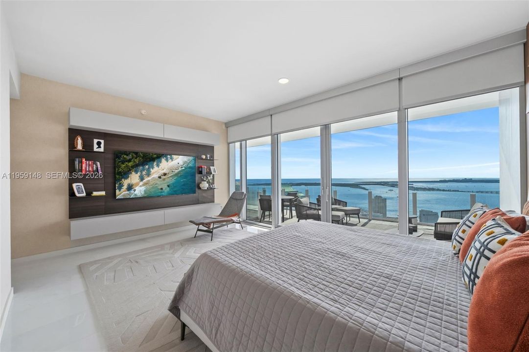 For Sale: $9,000,000 (5 beds, 5 baths, 4434 Square Feet)