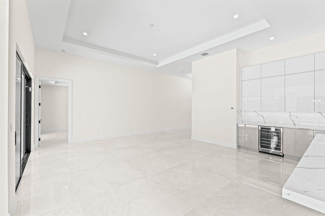 18-web-or-mls-A7405077