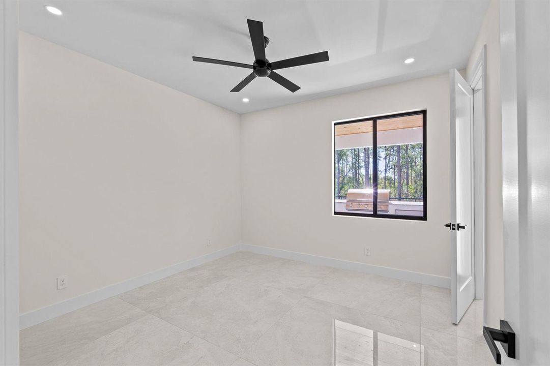 35-web-or-mls-A7405125