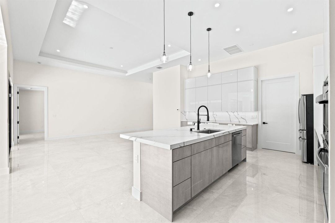 17-web-or-mls-A7405062