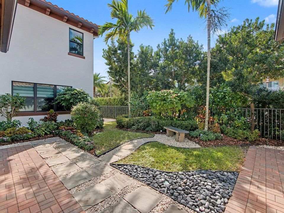 Backyard/Garden