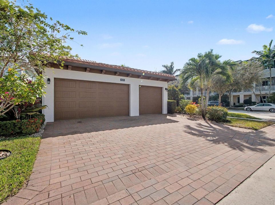 3-Car Garage