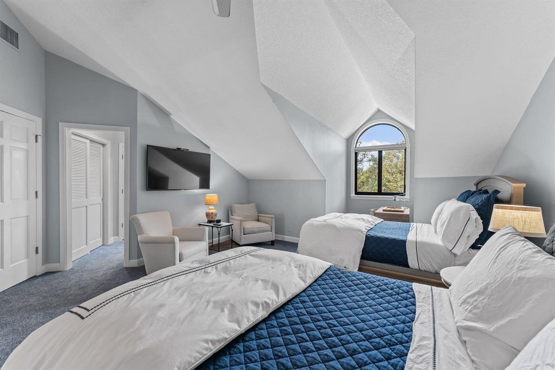 Guest Bedroom 2
