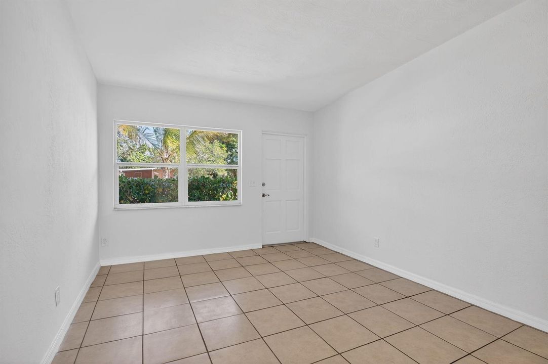 7-web-or-mls-KIII6901