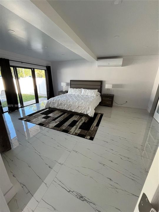 For Rent: $12,000 (5 beds, 3 baths, 1654 Square Feet)