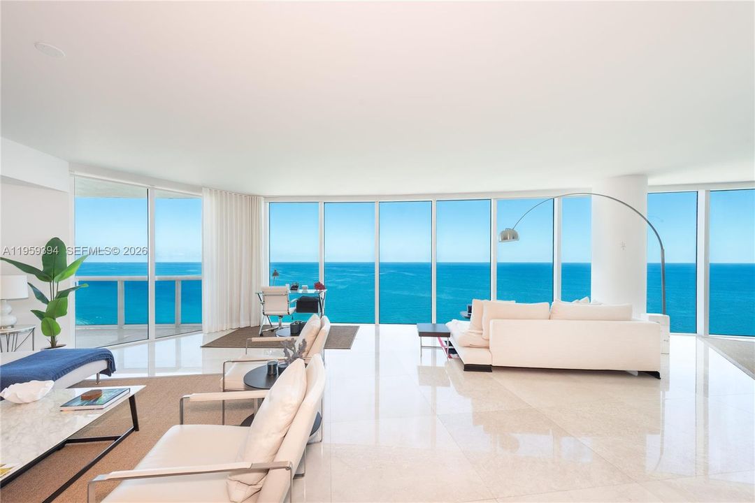 Active With Contract: $15,000 (3 beds, 3 baths, 3062 Square Feet)