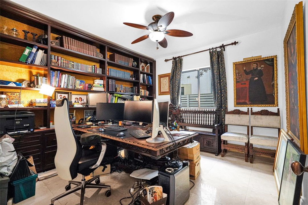 For Sale: $3,199,000 (4 beds, 4 baths, 3825 Square Feet)