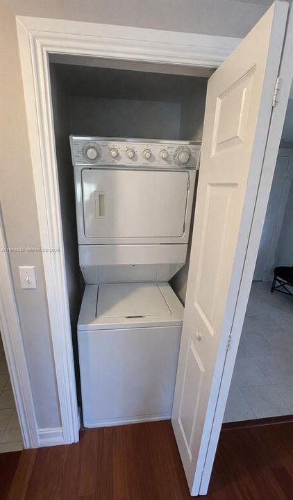 En Venta: $670,000 (2 camas, 2 baños, 1128 Pies cuadrados)