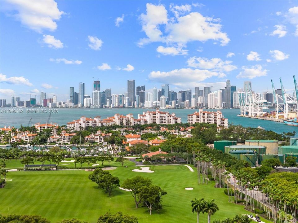 En Venta: $7,800,000 (3 camas, 3 baños, 2671 Pies cuadrados)