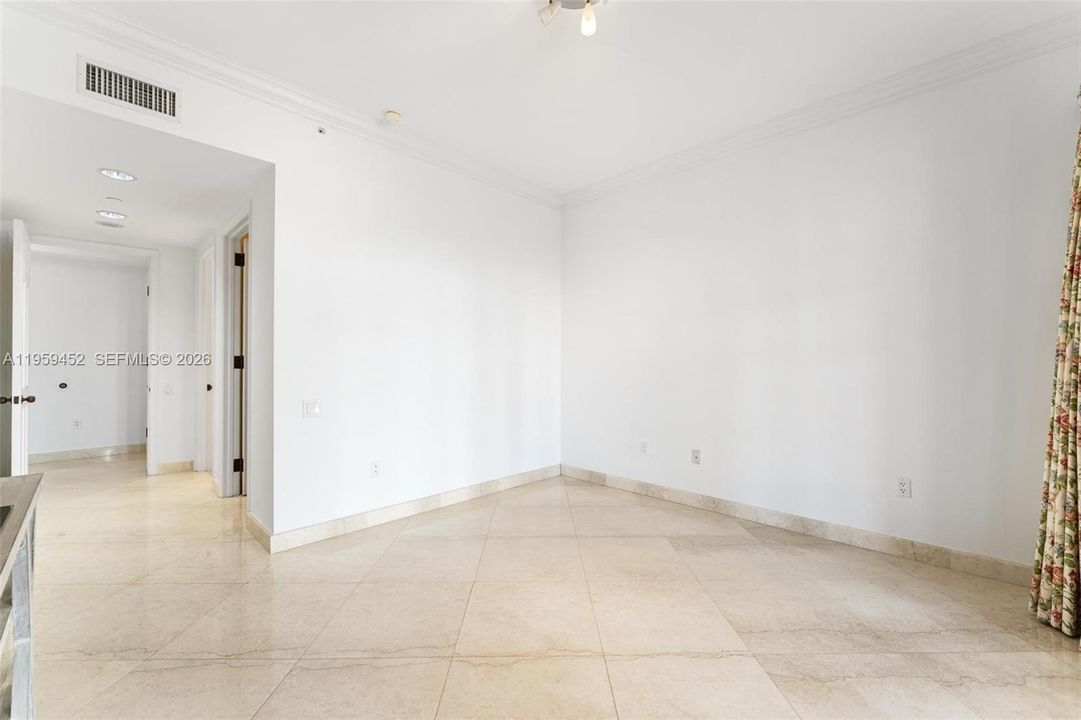 En Venta: $7,800,000 (3 camas, 3 baños, 2671 Pies cuadrados)