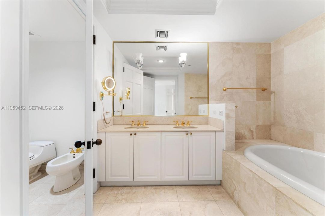 En Venta: $7,800,000 (3 camas, 3 baños, 2671 Pies cuadrados)