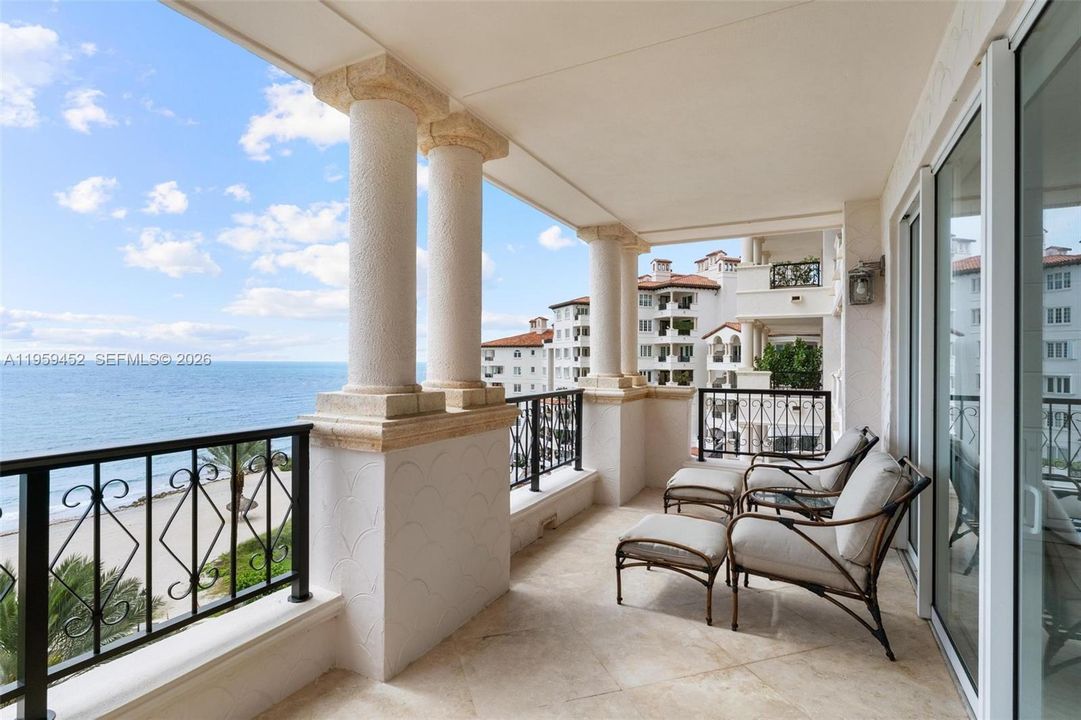 En Venta: $7,800,000 (3 camas, 3 baños, 2671 Pies cuadrados)