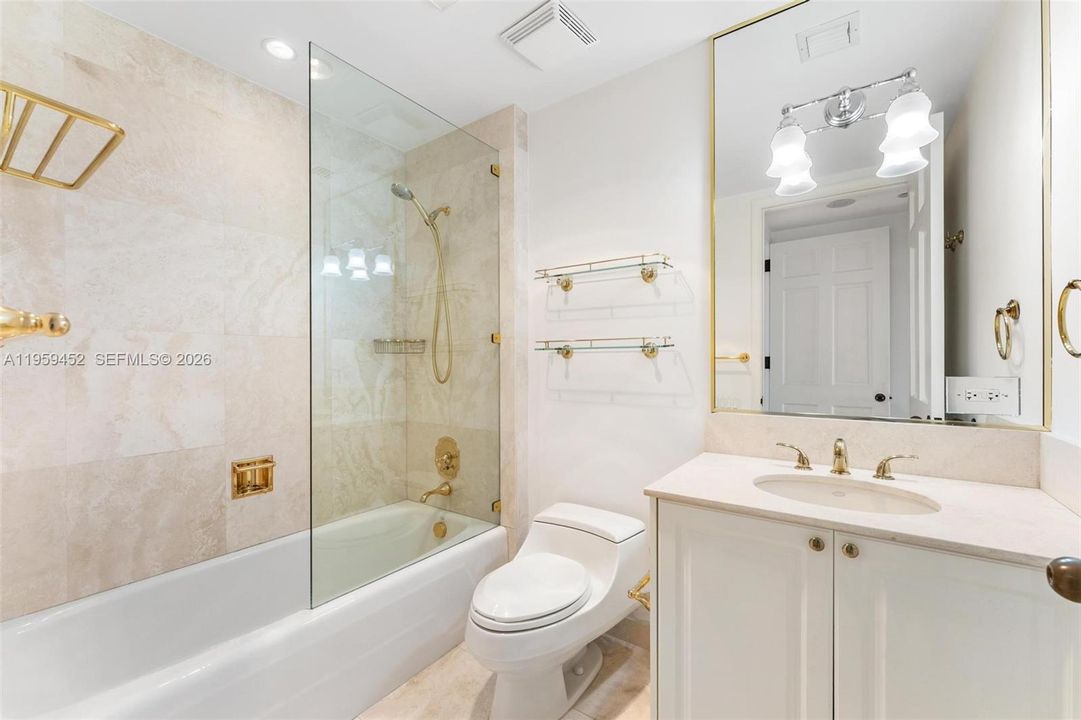 En Venta: $7,800,000 (3 camas, 3 baños, 2671 Pies cuadrados)