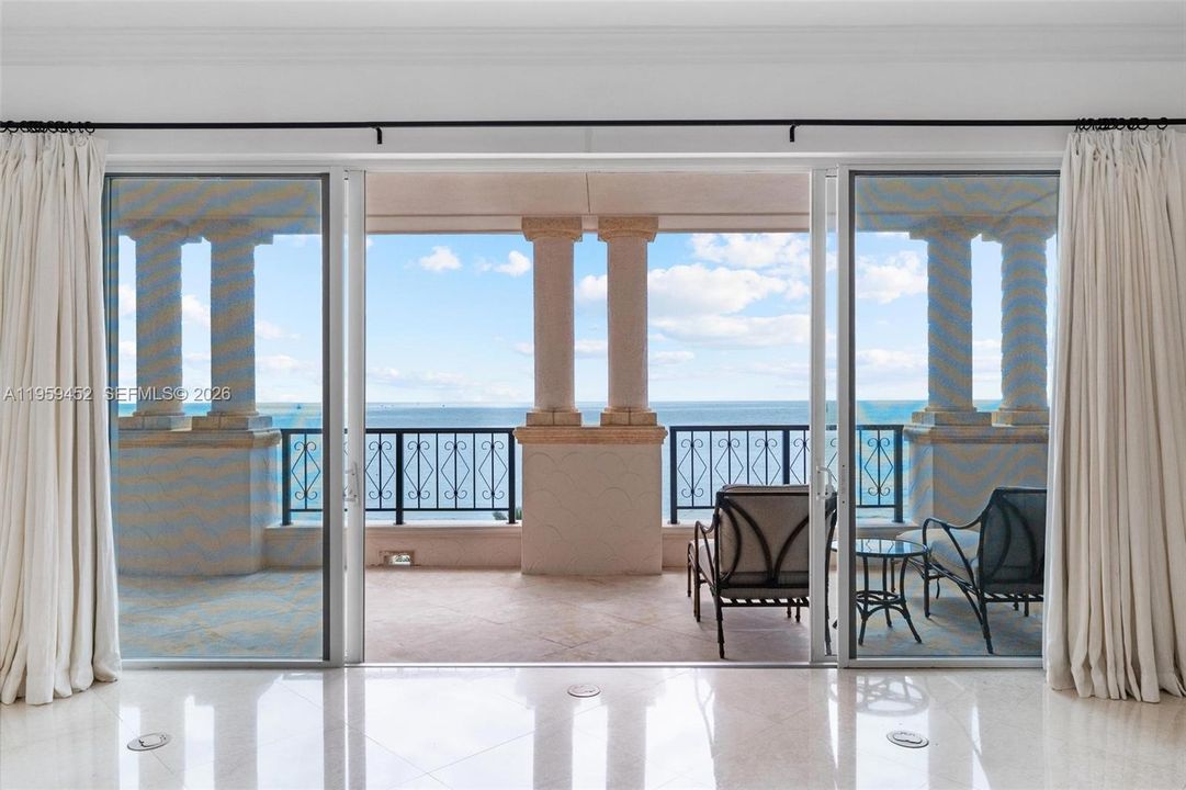En Venta: $7,800,000 (3 camas, 3 baños, 2671 Pies cuadrados)