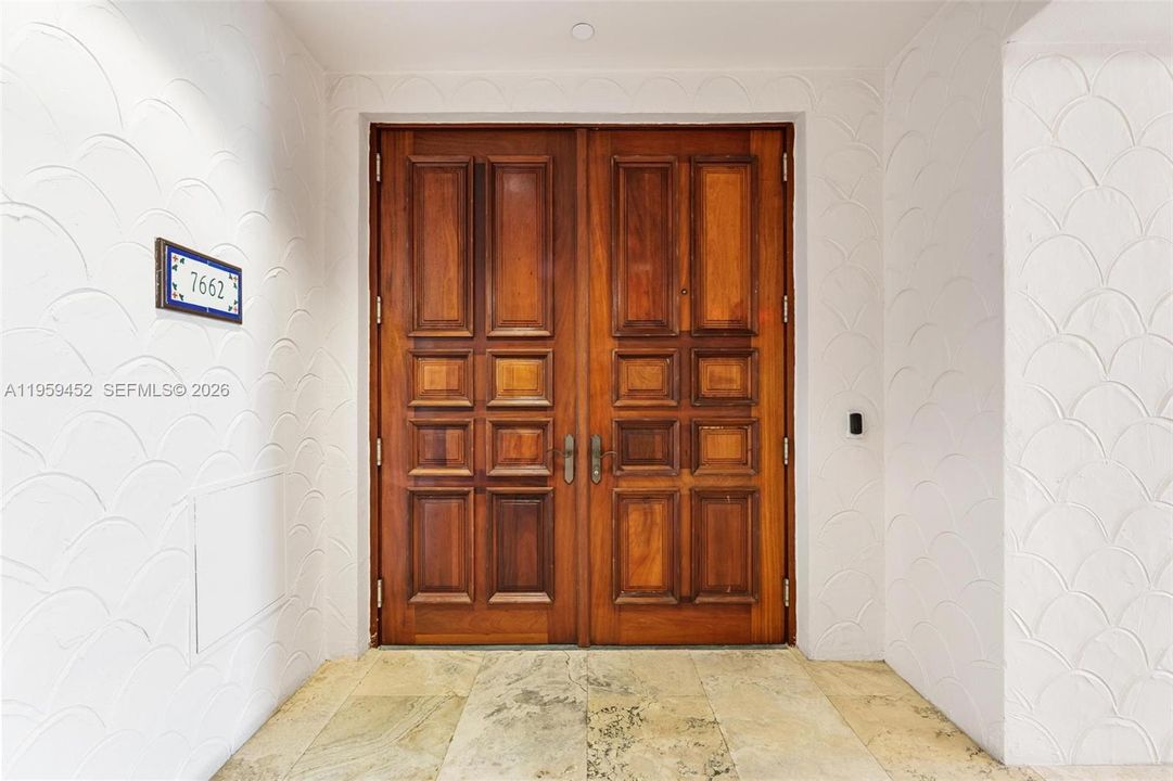 En Venta: $7,800,000 (3 camas, 3 baños, 2671 Pies cuadrados)