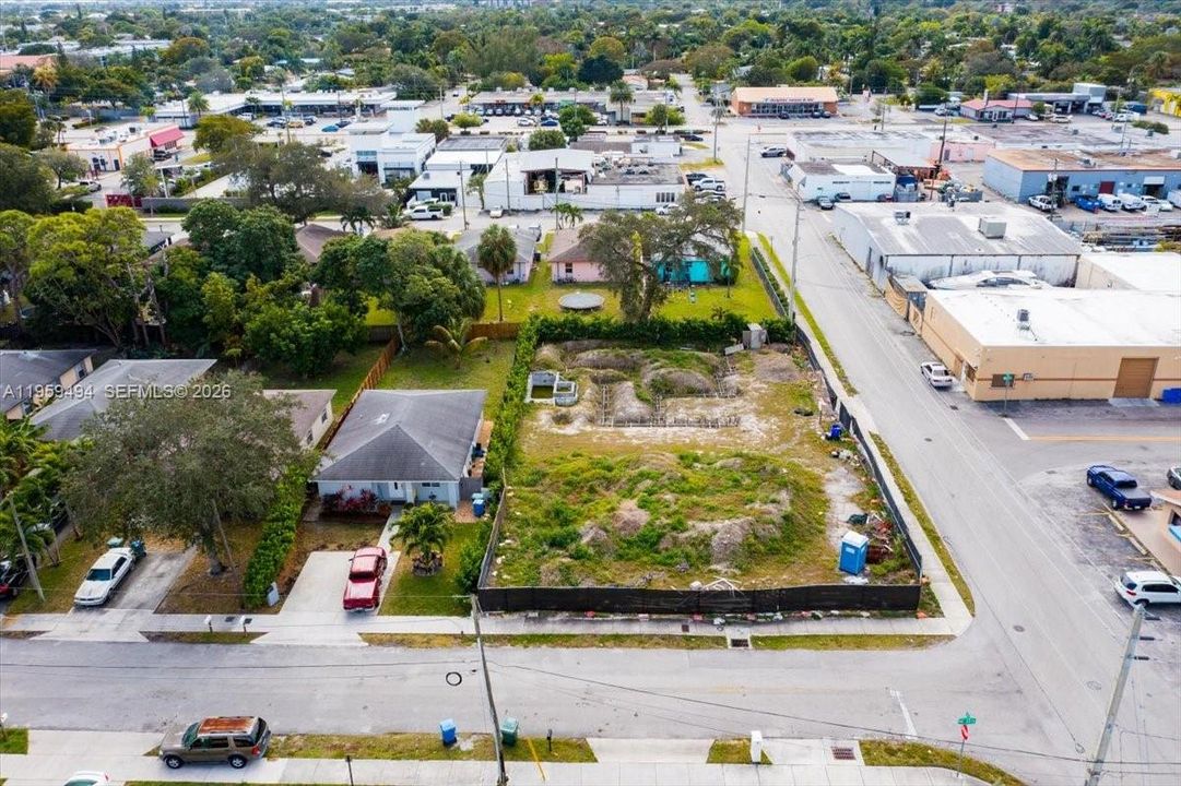 待售: $274,995 (0.14 acres)