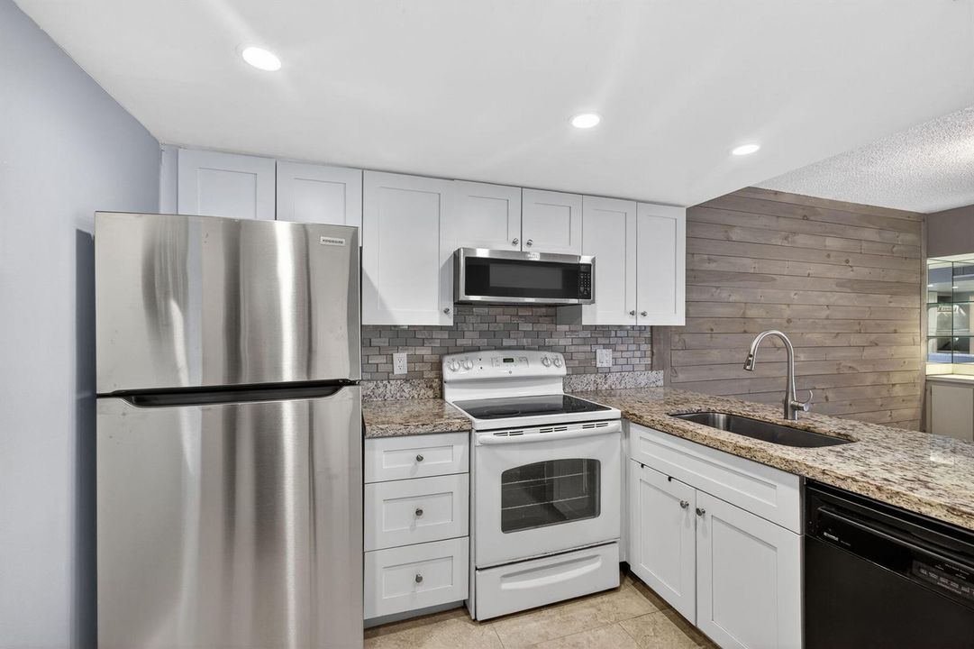 Kitchen 5