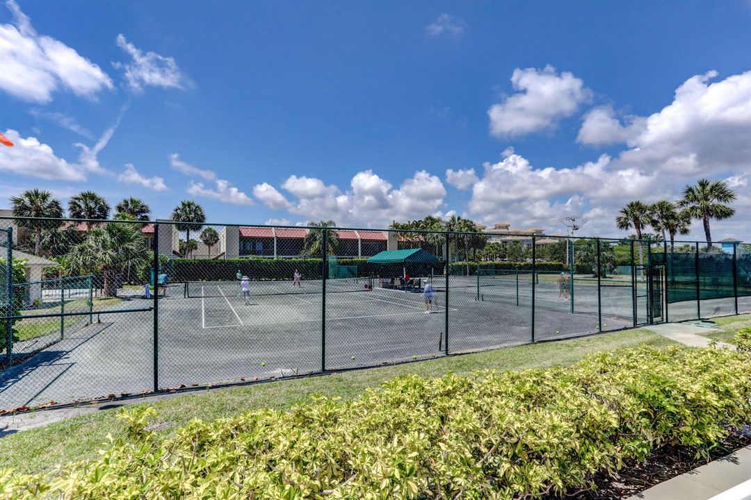 Tennis