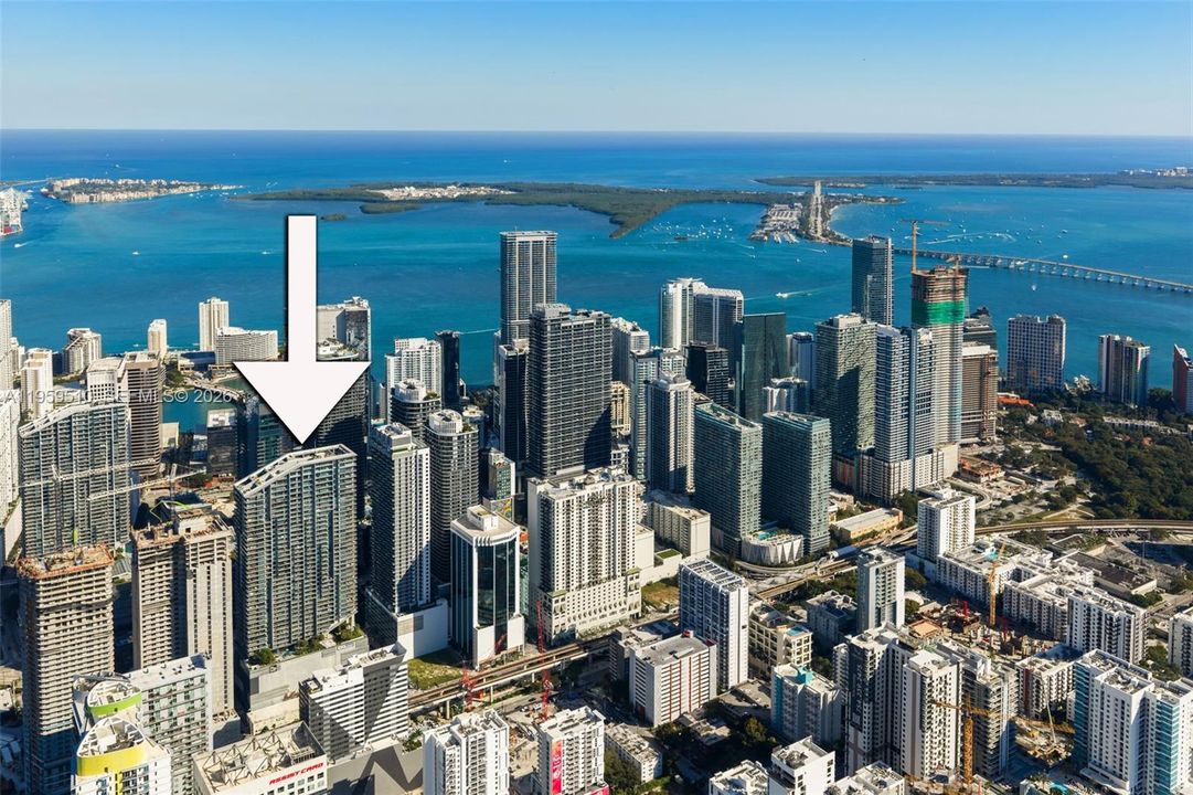 Vendido Recientemente: $1,399,000 (3 camas, 3 baños, 1675 Pies cuadrados)