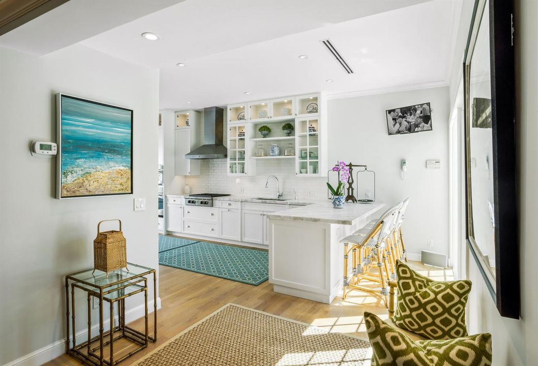 KITCHEN_ENTRY_ANGLE_DETAIL