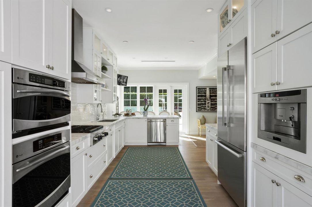 KITCHEN_SIDE_VIEW